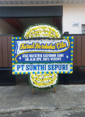 Papan Bunga Duka di Girijati